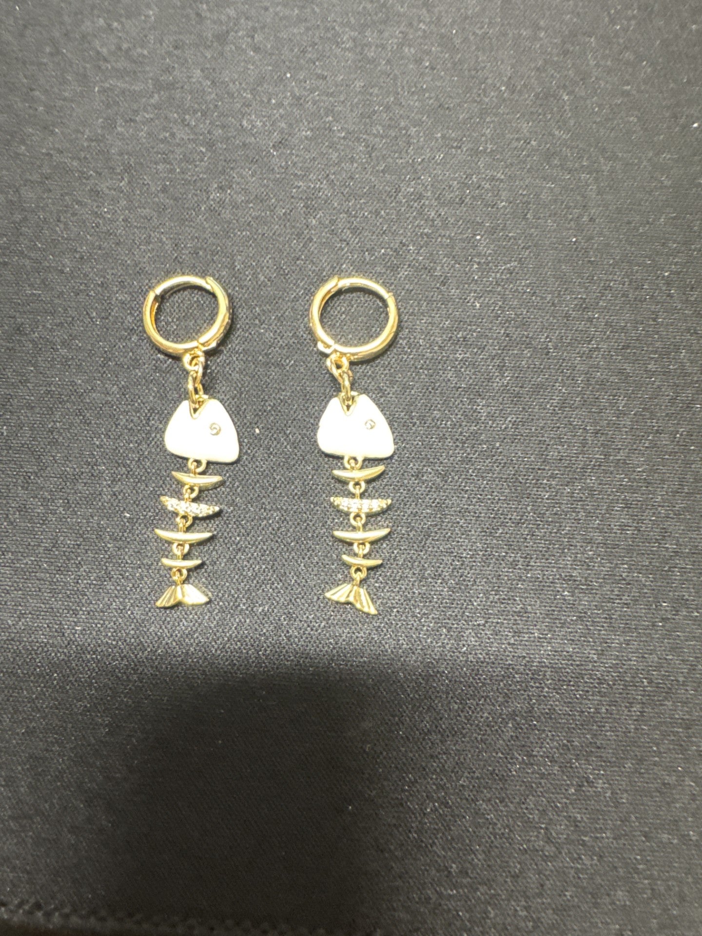 Sparkly Fish Bones
